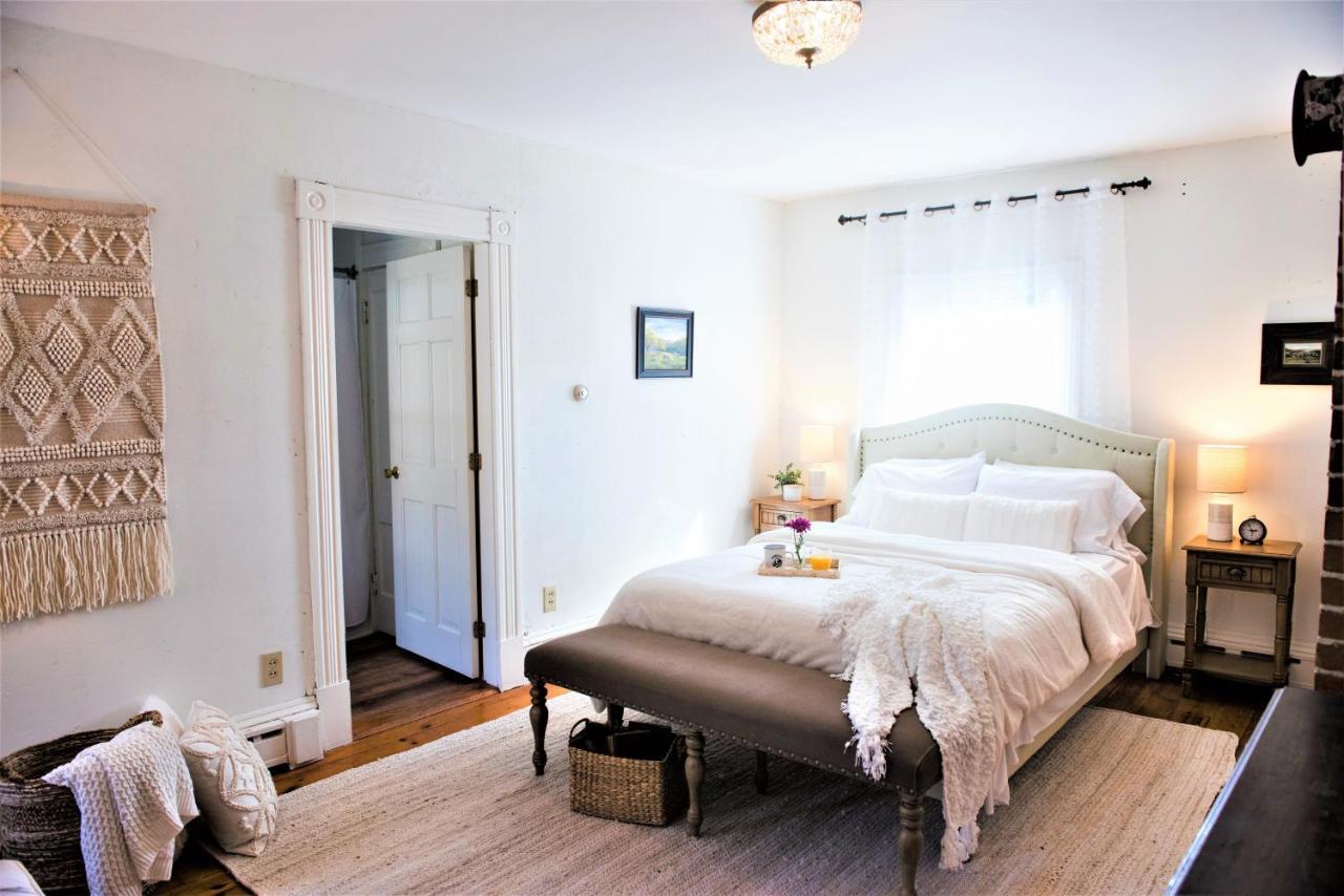 Holderness Inn On Golden Pond المظهر الخارجي الصورة